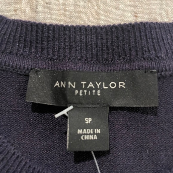 NWT Ann Taylor Women's Sequin Short Sleeve Sweater Navy Blue Size S Petite - Picture 9 of 16